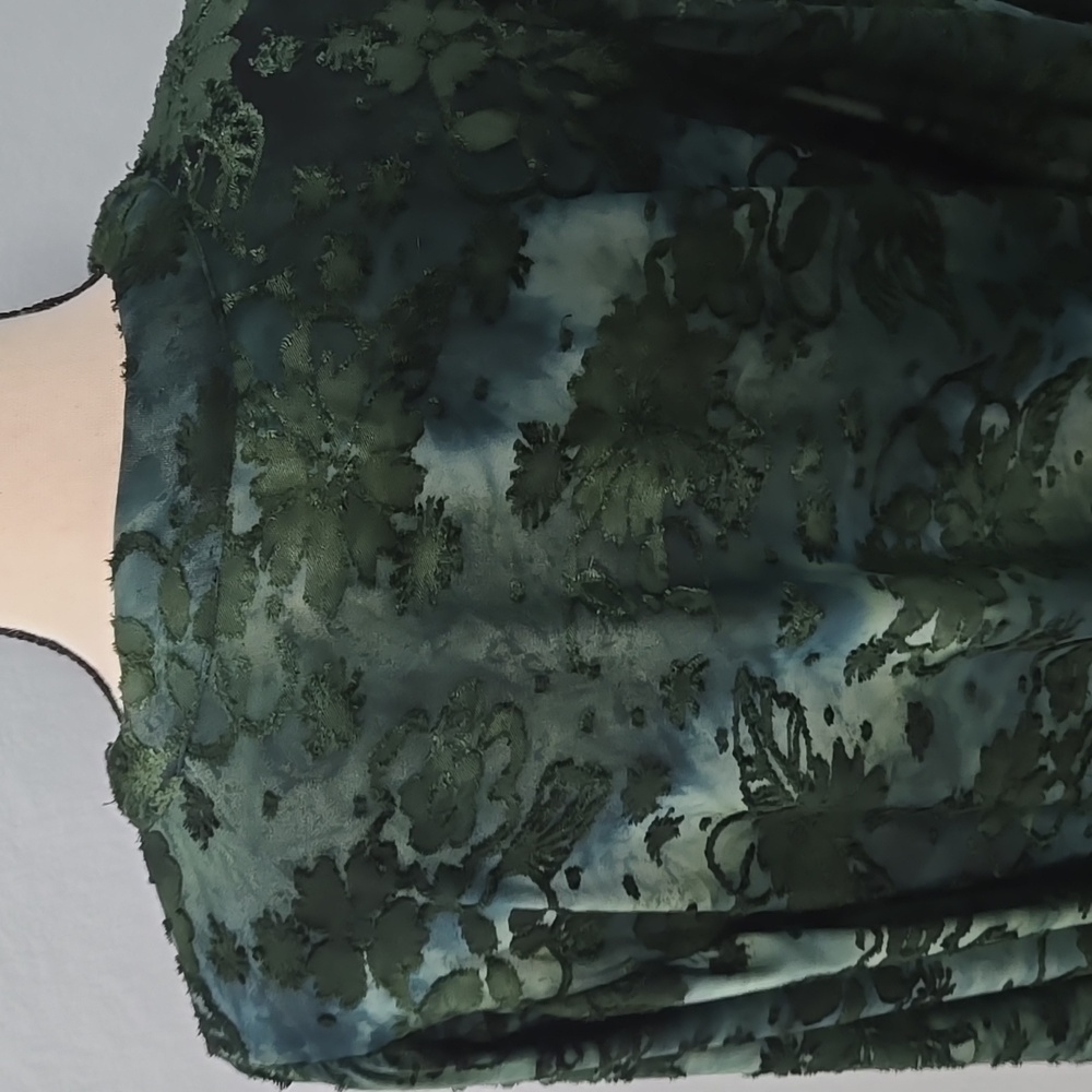 CALESSA Velvet Burnout Tie-Dye Split V-Neck Wrist Length Sleeve Tunic SZ LARGE - Picture 10 of 13